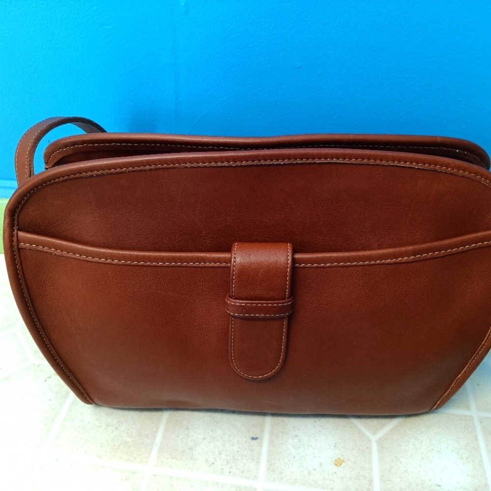Brand new Coach bag with Coach billfold for pictures